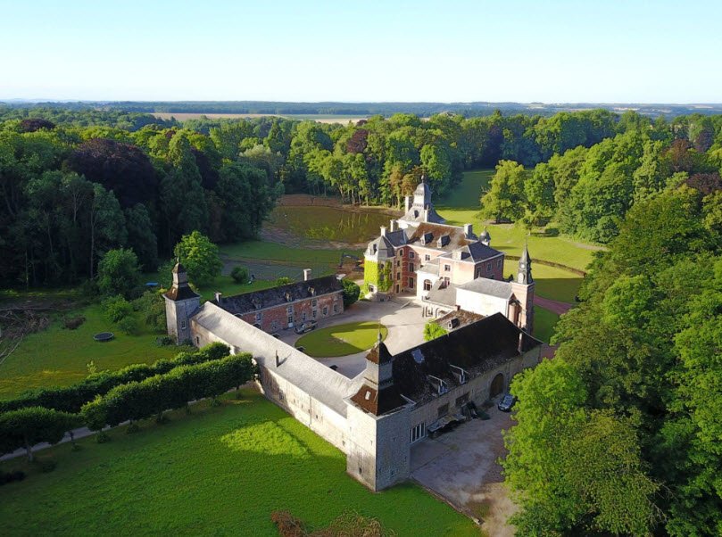 Allée du Château de Tinlot, Tinlot, Belgium